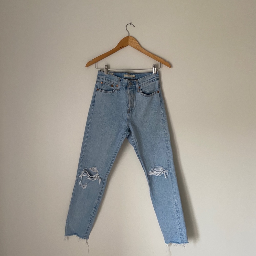 Levi’s Wedgie Jean Light Wash High Waist Vintage Style Size 25
